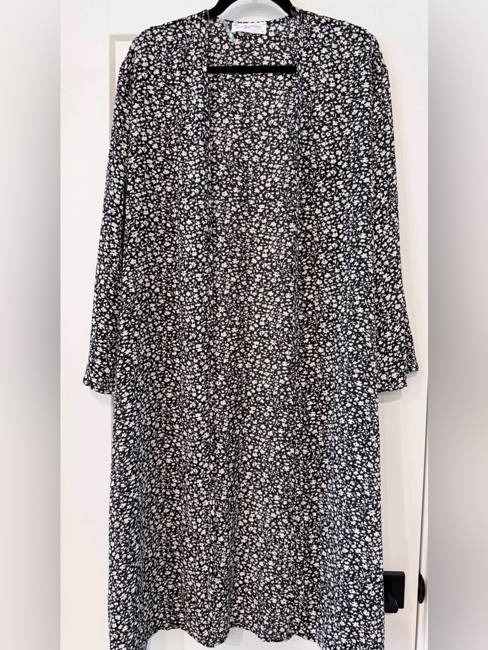 Brand New Black Floral CJLA Kimono - size M